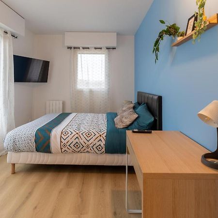 Le Beau Refuge Parisien De Cergy - Parisian Modern Flat At Cergy Bed & Breakfast Exterior foto