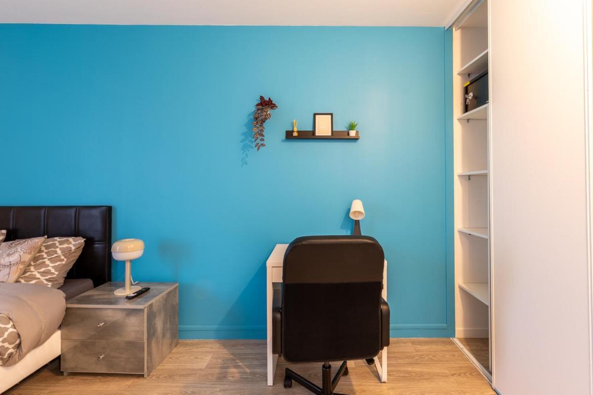 Le Beau Refuge Parisien De Cergy - Parisian Modern Flat At Cergy Bed & Breakfast Exterior foto