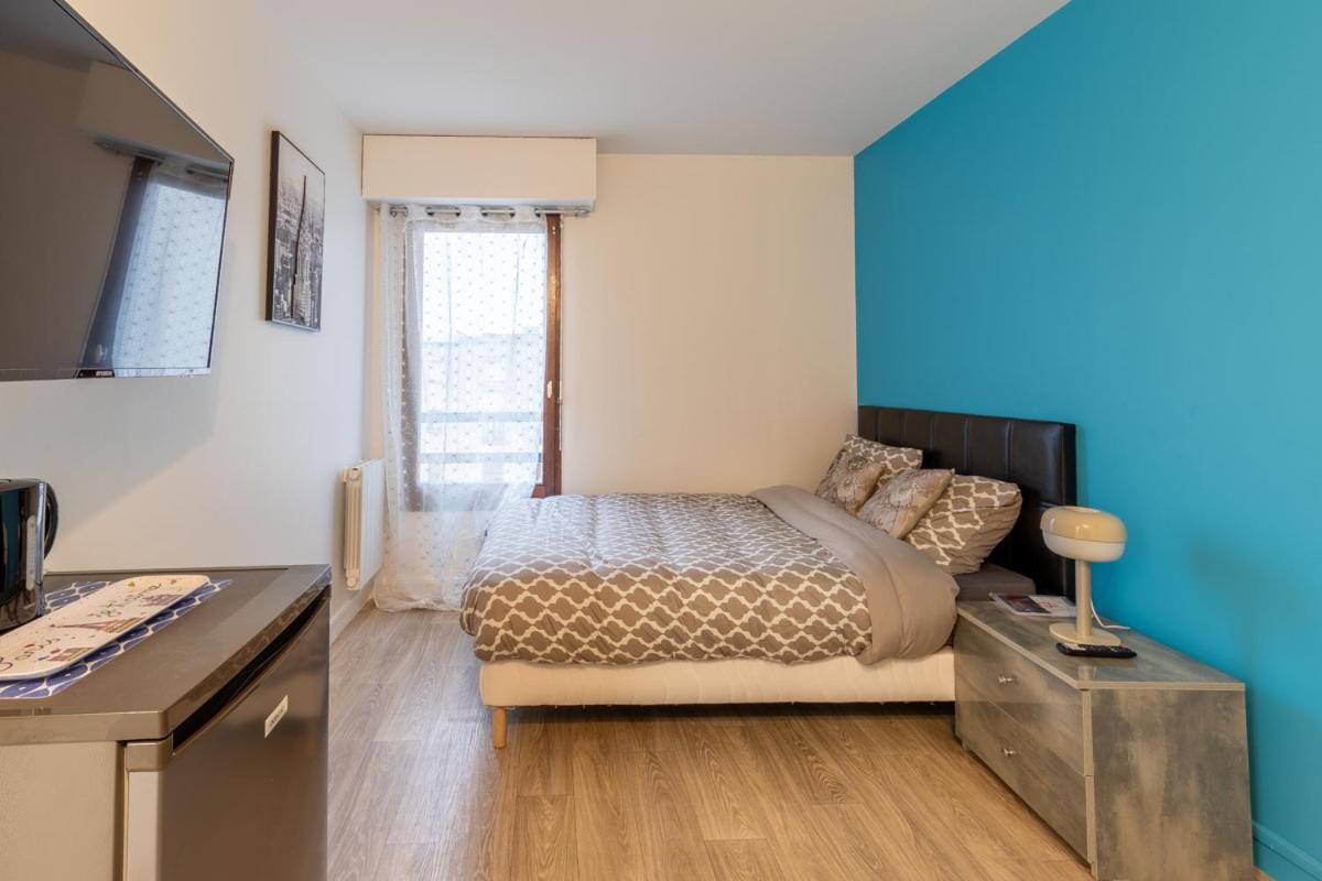 Le Beau Refuge Parisien De Cergy - Parisian Modern Flat At Cergy Bed & Breakfast Exterior foto